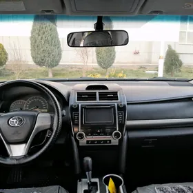 Toyota Camry 2012