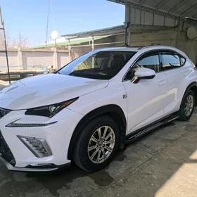 Lexus NX 300h 2021