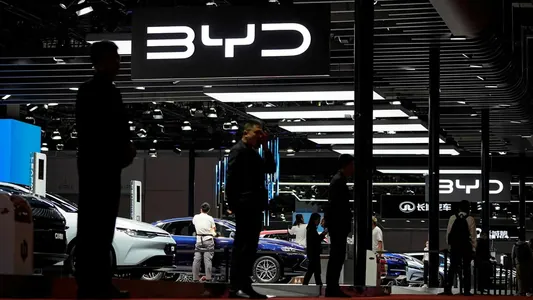 BYD продал акций на $5,6 млрд — это рекорд мирового автопрома