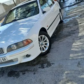 BMW E39 1996