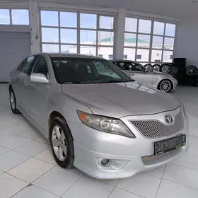 Toyota Camry 2011