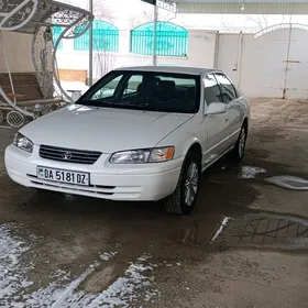 Toyota Camry 1997