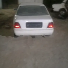 Nissan Sunny 1997