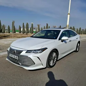 Toyota Avalon 2019