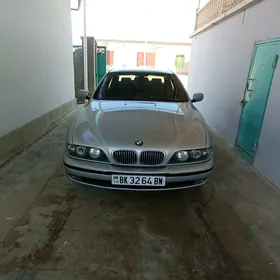 BMW E39 1999