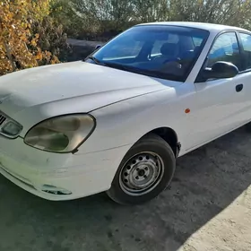 Daewoo Nubira 2002