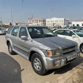 Infiniti QX4 2000