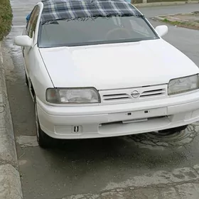 Nissan Primera 1995