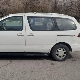 Toyota Sienna 2000