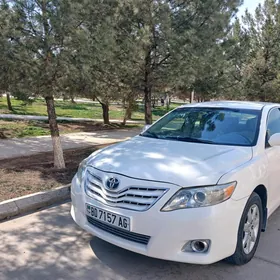 Toyota Camry 2010