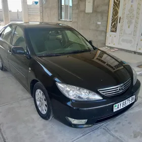 Toyota Camry 2004