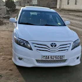 Toyota Camry 2011