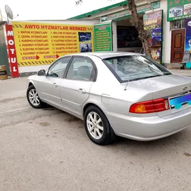 Kia Optima 2001