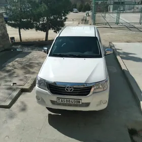 Toyota Hilux 2012