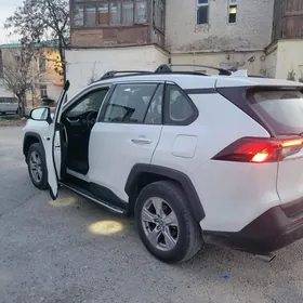 Toyota RAV4 2022