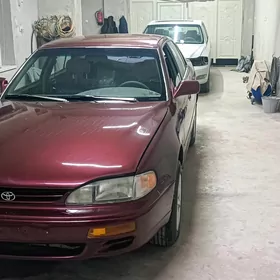 Toyota Camry 1996