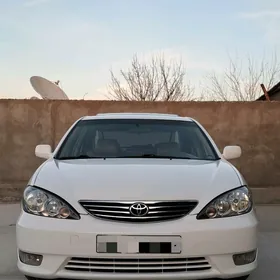 Toyota Camry 2004