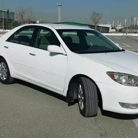 Toyota Camry 2004