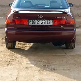 Toyota Camry 2001