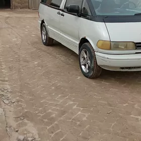 Toyota Previa 1991