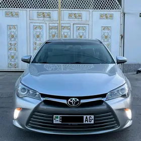 Toyota Camry 2015