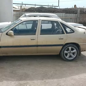 Opel Vectra 1990