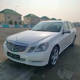 Mercedes-Benz E350 2011