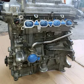 motor toyota yaris 1.3