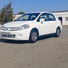 Nissan Versa 2010