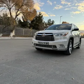 Toyota Highlander 2015