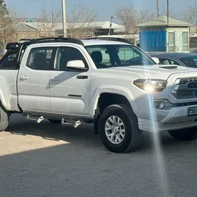 Toyota Tacoma 2021