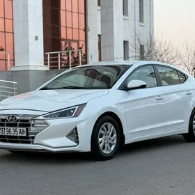 Hyundai Elantra 2019