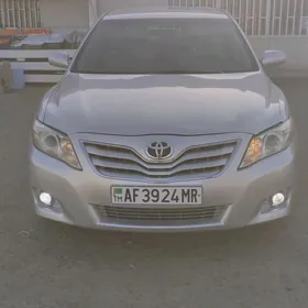 Toyota Camry 2011