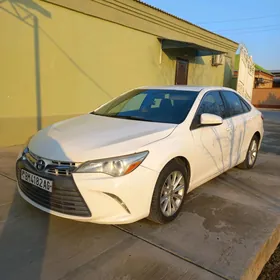 Toyota Camry 2016