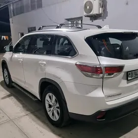 Toyota Highlander 2015