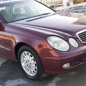 Mercedes-Benz E320 2003