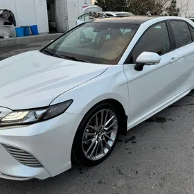 Toyota Camry 2018