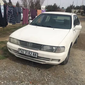 Nissan Sunny 1996