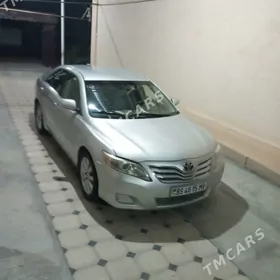 Toyota Camry 2010