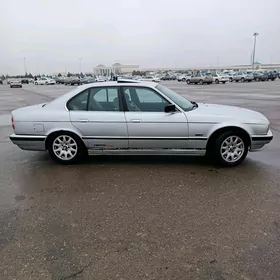 BMW 525 1990