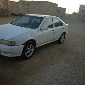 Nissan Sunny 1999