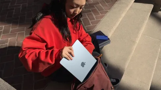 Apple M4 çipli täze nesil MacBook Air-i hödürledi: has güýçli we has arzan