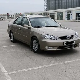 Toyota Camry 2005