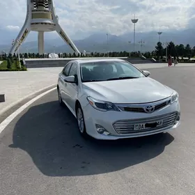 Toyota Avalon 2013