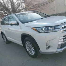 Toyota Highlander 2017