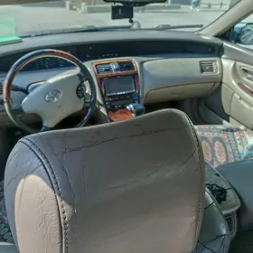 Toyota Avalon 2003