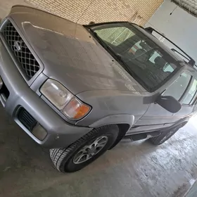 Nissan Pathfinder 2001