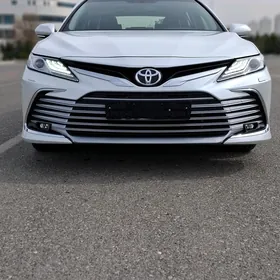 Toyota Camry 2022