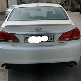 Toyota Avalon 2010