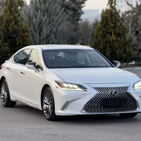 Lexus ES 350 2019